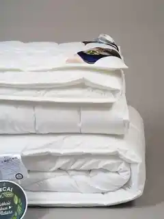 AMZ Kołdra antyalergiczna 155x200 BioPercal całoroczna 1120g bawełna biały