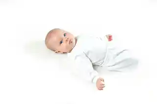 Babymatex ochraniacz materaca Komfi Proof Tencel 90x200cm nieprzepuszczalny oddychający, biały