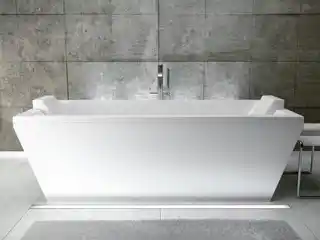 Besco Vera wanna 170x75cm wolnostojąca bez przelewu chrom syfon, kolekcja Vera