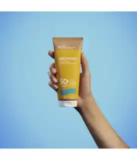 Biotherm Waterlover krem do opalania Face Sunscreen Cream Spf50