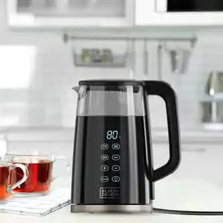 BLACK DECKER Czajnik BXKE2206E