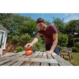 BLACK DECKER Szlifierka mimośrodowa BEW210-QS