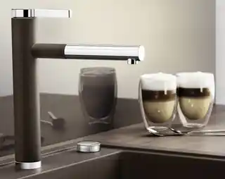 Blanco Linee-S Silgranit-Look Bateria kuchenna z wyciąganą wylewką delikatny biały/chrom 526957