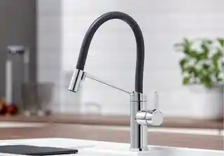 Blanco Viu-S Bateria kuchenna stojąca z wyciąganą wylewką, z gumowymi osłonami węża w kolorach Lava Grey, Kiwi, Orange i Lemon, chrom 524813