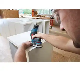 Bosch GKF 12V-8 frezarka krawędziowa akumulatorowa 12V, 8mm, kompatybilna z systemem Bosch Professional