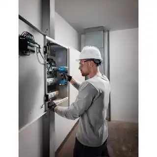 Bosch Professional Wkrętarka Z Udarem Gsb 183-LI Bosch Walizka