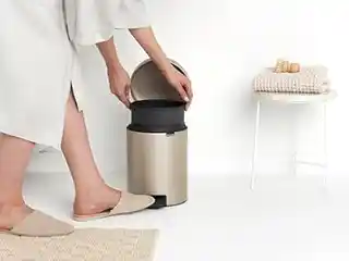 Brabantia kosz na śmieci pedalowy NewIcon 5 litrów metallic gold 304422
