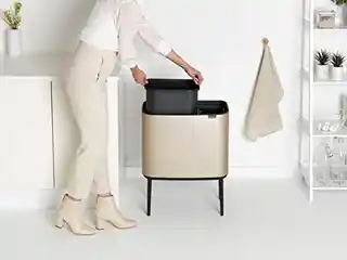 Brabantia kosz na śmieci Touch Bin bo 11 i 23 litrów metallic gold, model 304620