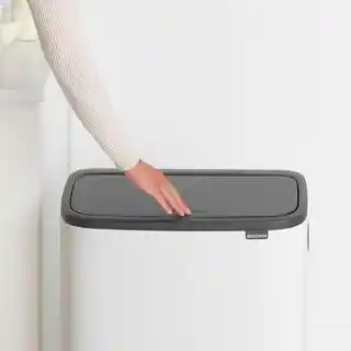 Brabantia Touch Bin kosz na śmieci 2x30 litrów biały model 221408