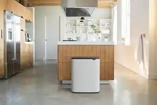 Brabantia Touch Bin kosz na śmieci 2x30 litrów biały model 221408