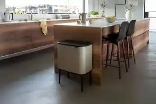 Brabantia Touch Bin Kosz na śmieci 36L metallic gold, model 304583