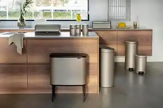 Brabantia Kosz na śmieci Touch Bin BO 3x11L metallic gold, model 304644
