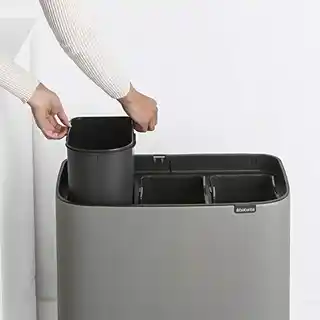 Brabantia Kosz na śmieci Touch Bin BO 3x11L, mineral concrete grey, model 127229