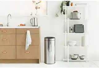 Brabantia kosz na śmieci Touch Bin New 30 litrów stal błyszczący 115325