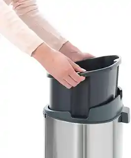 Brabantia Touch Bin New kosz na śmieci 40L platinum, model 114908