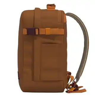 CabinZero Plecak bagaż podręczny do samolotu z kieszenią na laptop Classic Tech 28L CZ33 Cinnamon 40x30x20cm Ryanair, Wizz Air