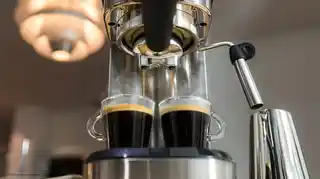 Cecotec Cafelizzia 790 ekspres ciśnieniowy