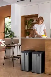 Curver Kosz na śmieci Verto Recycle 54L różowy, plastikowy, z pokrywą, model 261013