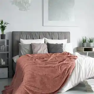 DESIGN 91 Koc CINDY miękki i miły w dotyku z wytłaczanym wzorem 150x200cm pudrowy róż