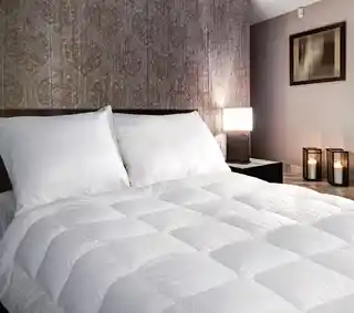 Design 91 Kołdra antyalergiczna 180x200 Gold biała całoroczna D91