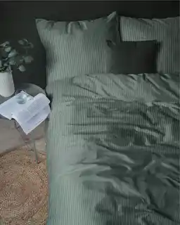 Detexpol Pościel oliwkowa zielona 180x200 satyna bawełniana hotelowa delikatna paski