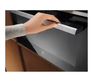 Electrolux EVM8E09X Grill Kuchenka mikrofalowa do zab.