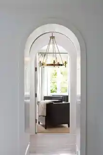 Elstead Żyrandol Collier HK/COLLIER5 mosiężny dekoracyjny, oprawa sufitowa, nowoczesny design