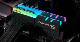 G.skill Pamięć do PC DDR4 64GB 2x32GB TridentZ RGB 4400MHz CL19 XMP2 F4-4400C19D-64GTZR