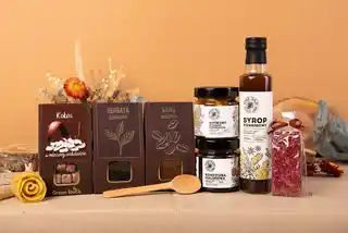 Green Touch Kosz prezentowy zestaw kawa herbata syrop konfitury czekolada w pudełku box