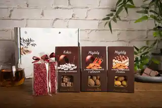 Green Touch Zestaw prezentowy w pudełku zestaw słodycze migdały kokos czekolada box