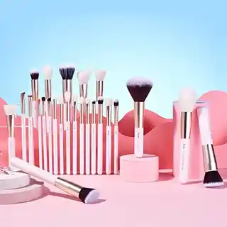Jessup Blushing Bride MUA Zestaw 25 pędzli do makijażu T290