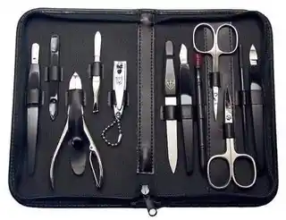 Kellermann zestaw 12 narzędzi do manicure 5205 MC N - czarna matowa eko-skóra