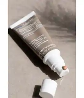 Korres Bounce Firming Moisture Tint SPF20 Koloryzujący krem 40ml