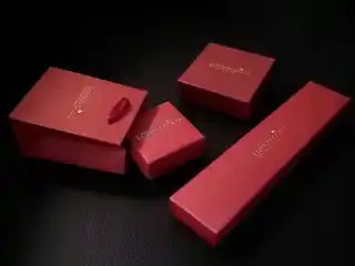 Lovrin Srebrna bransoletka 925 bangle z napisem love