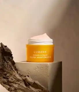 Lumene Nordic-C Valo rozświetlający krem do twarzy z witaminą C 50ml