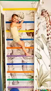 Małpiszon Drabinka gimnastyczna biało-kolorowa Kolibry Irelio