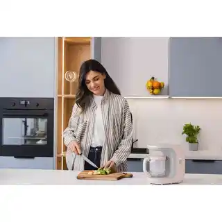 Momini NutriBlend Multiblender 6 w 1 parowy, funkcje miksowania, gotowania, rozdrabniania, automatyczne programy, pojemność 1,5 litra