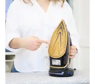 MPM MZE-26 Ceramic Żelazko parowe bezprzewodowe