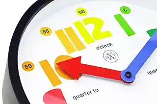 Nextime Zegar ścienny Sophia 7357, nowoczesny design, biały, kwadratowy, akryl, minimalistyczny, precyzyjny mechanizm, dekoracja wnętrz