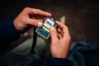 Petzl Tikka E061AA00 latarka czołowa, szara, LED, regulowany pasek, kompaktowa, wodoodporna