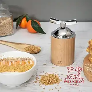 Peugeot Młynek do nasion ISEN PG-34535, stal nierdzewna, regulacja mielenia, ręczny, kolekcja ISEN