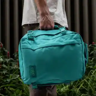 Plecak bagaż podręczny do samolotu CabinZero 28 L CZ08 Meadow Green 40x30x20cm Ryanair,Wizz Air