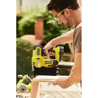 Ryobi Gwoździarka akumulatorowa R18GN18-0
