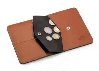 Solier Skórzany cienki portfel męski z bilonówką SW15 SLIM jasny brąz