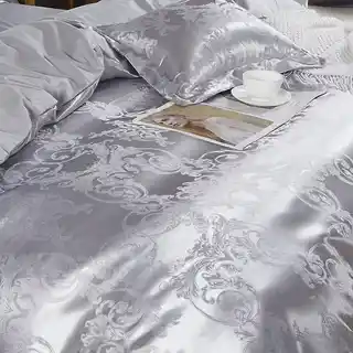Spod Igły I Nitki Pościel atłasowa z haftem 220x200 szara AT007