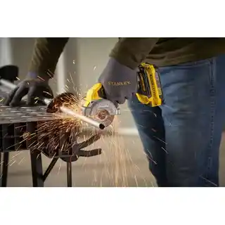 Stanley Pilarka tarczowa Fatmax SFMCM300B-XJ akumulatorowa