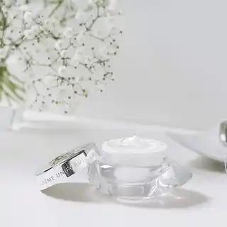 Thalgo Brightening Cream Krem wyrównujący koloryt 50ml