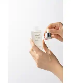 TIRTIR Sos Serum kojąco-regenerujące serum do twarzy 50ml