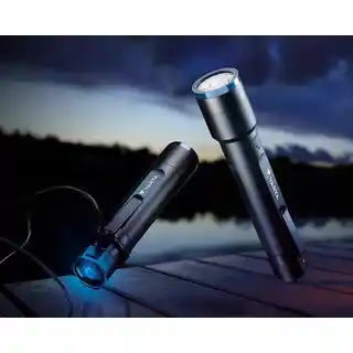 Varta Latarka Night Cutter Pro F20R