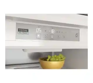 Whirlpool WHC18 T572 Pełny No Frost 177,6cm Lodówka do zabudowy